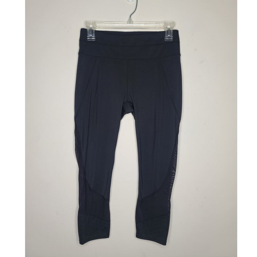 Athleta black Laser Mesh sonar capri leggings - small 347961